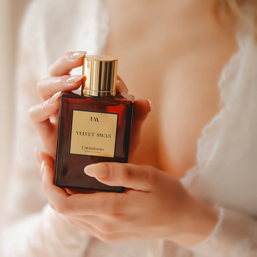 Velvet Swan Extrait