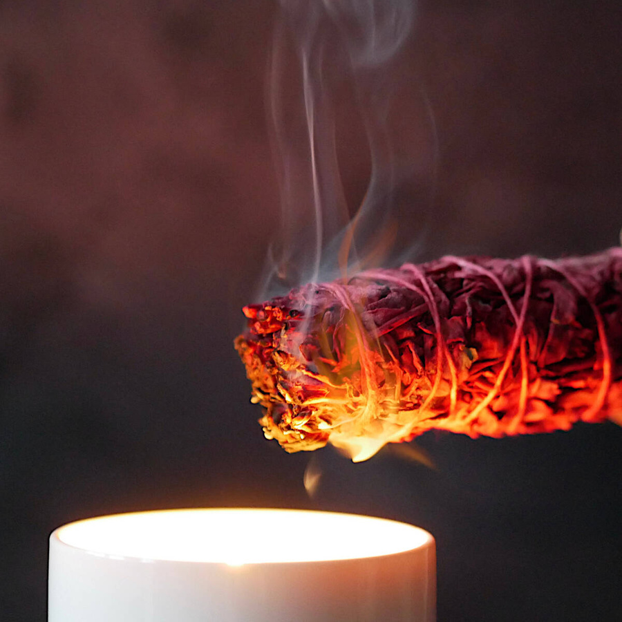 Biała szałwia i Smocza krew