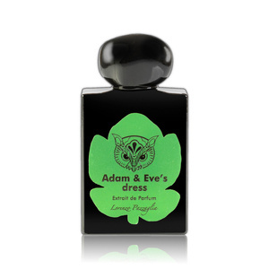 Adam and Eve's dress Extrait